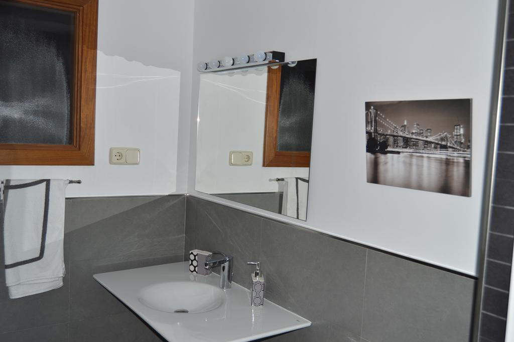Apartamentos Nuncio Viejo Τολέδο Δωμάτιο φωτογραφία